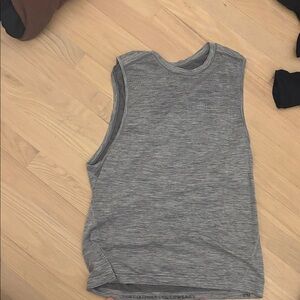 Lululemon metal vent tank medium